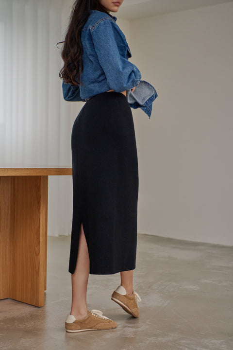 elegant woman knitted long skirt