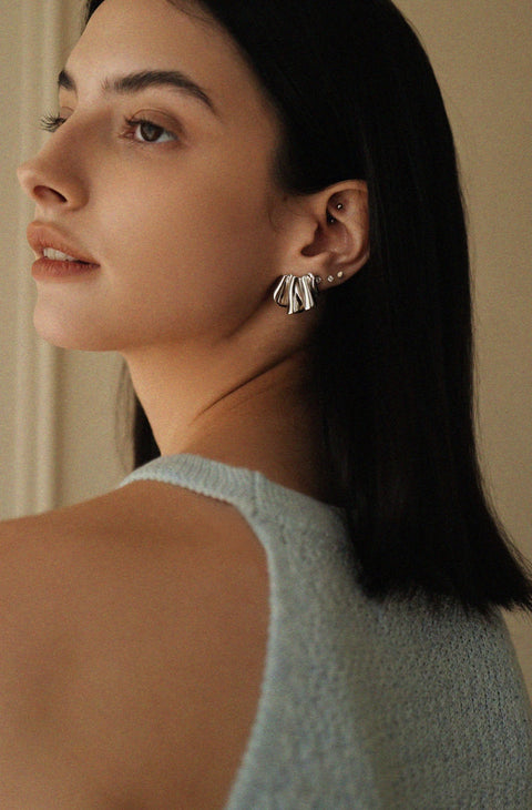 Heart wave silver earrings
